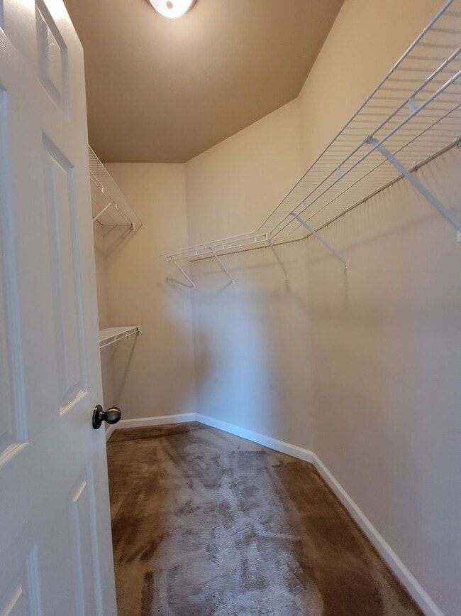 Building Photo - 3/2 townhome available for rent August 6, 2026, renting for $1795 per month, privacy fenced back ...