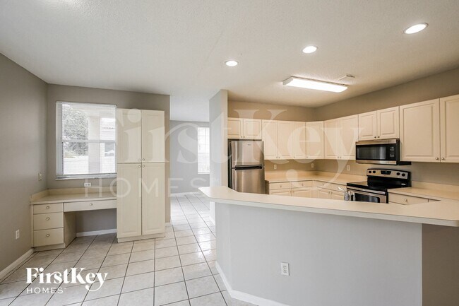 Building Photo - 1436 NW 159th Ln