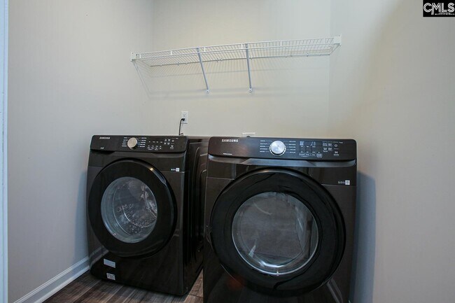 Building Photo - 240 Burbage Ct