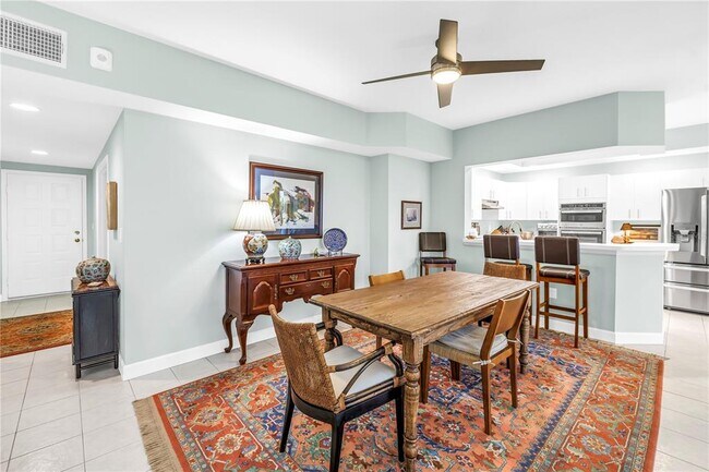 Building Photo - 4801 Osprey Dr S