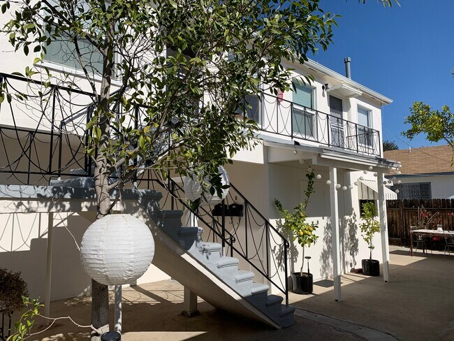 Units A and B on second floor. - 2401 Oak St