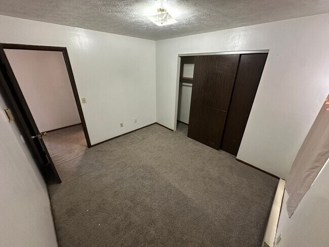 Building Photo - 3501 Elm St