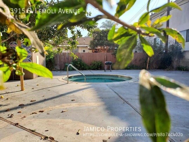 Building Photo - 13915 S Lemoli Ave