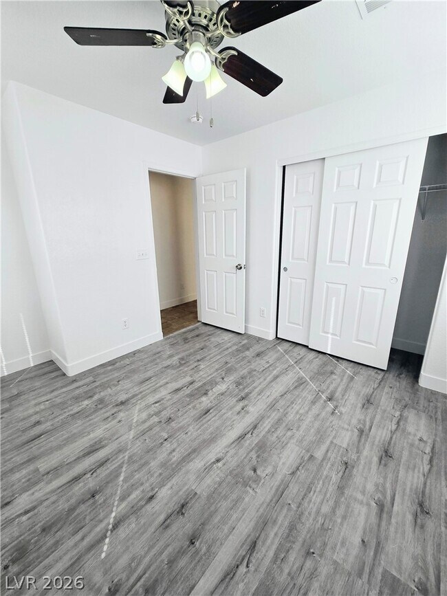 Building Photo - 7858 Warwickshire Way