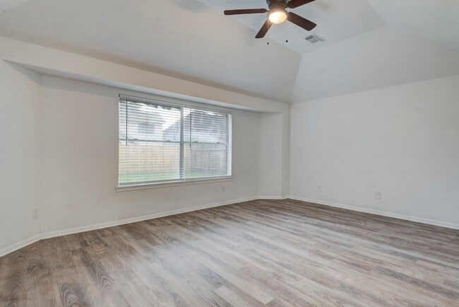 Building Photo - 16023 Williwaw Dr