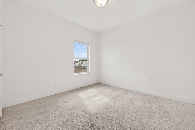 Building Photo - 12719 Hydeland Dr