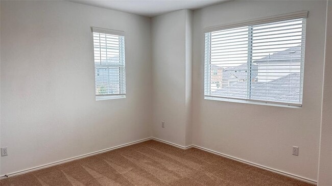 Building Photo - 138 Milliner Lp