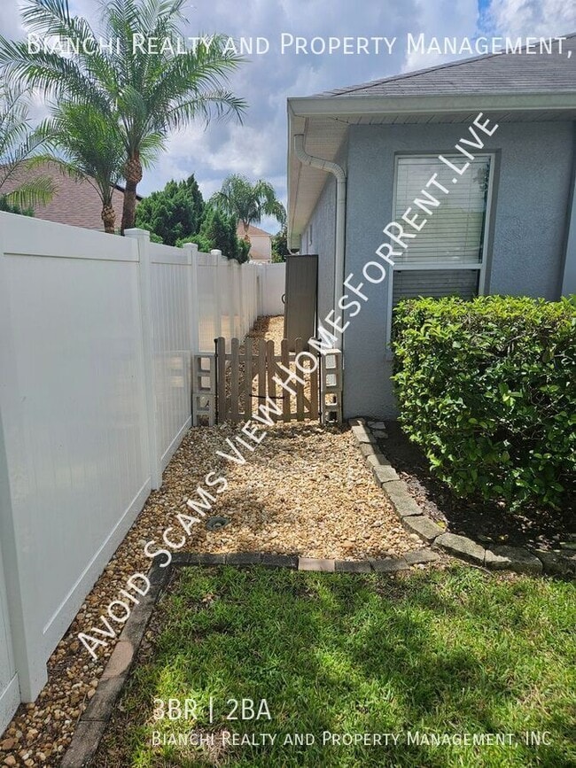 Building Photo - 16735 Shanlow Ct