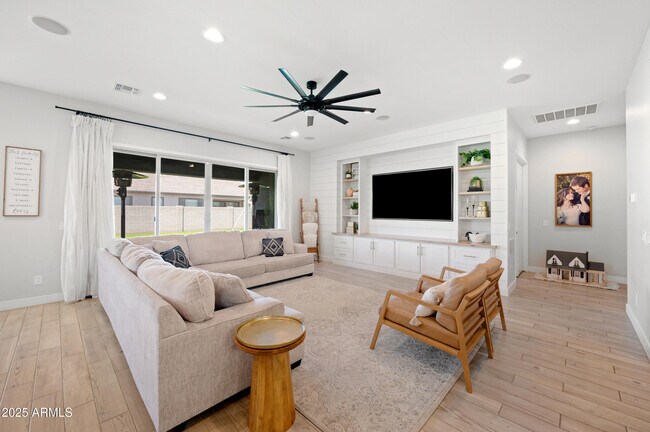 Building Photo - 22728 E Camacho Rd