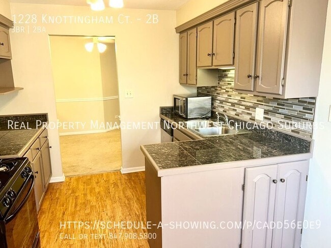 Building Photo - 1228 Knottingham Ct