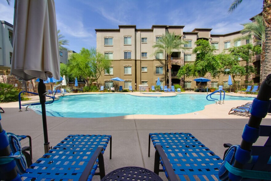 Building Photo - 5350 E Deer Valley Dr