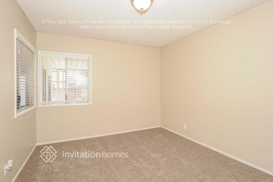 Building Photo - 12706 Muroc St