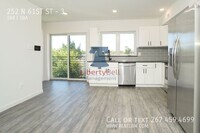 Building Photo - 252 N 61st St