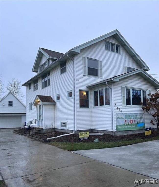 Building Photo - 475 Potters Rd