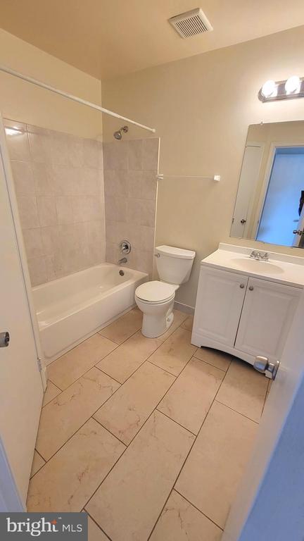 Building Photo - 7919 Hugh Mullen Dr