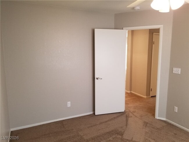 Building Photo - 305 Windmere St