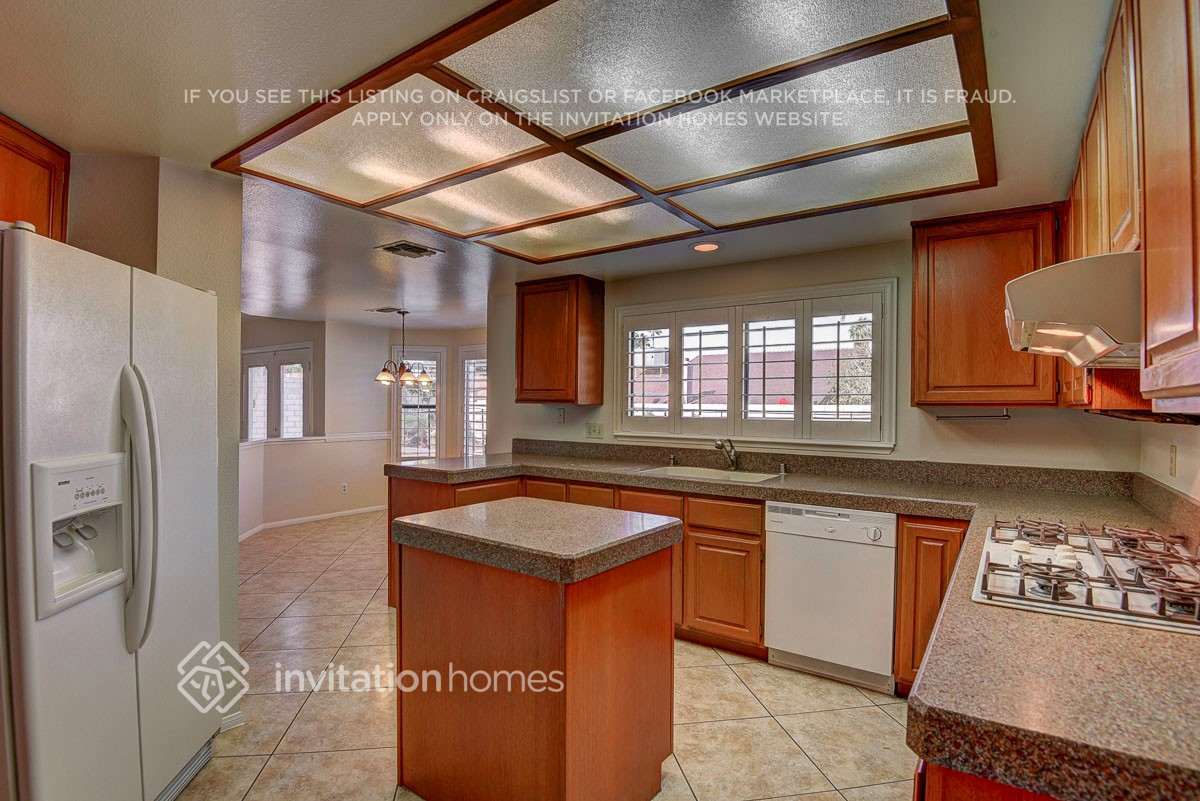 Building Photo - 430 Wedgewood Dr