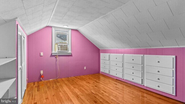 Building Photo - 203 Ashwood Way