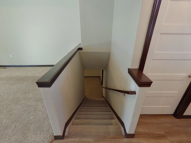 Building Photo - 1377 S Sierra Hls St