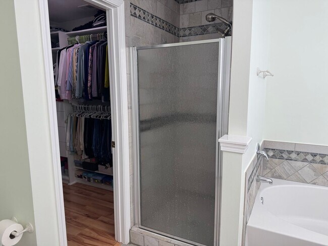 Building Photo - Four Bedroom Home in Curtis Pond