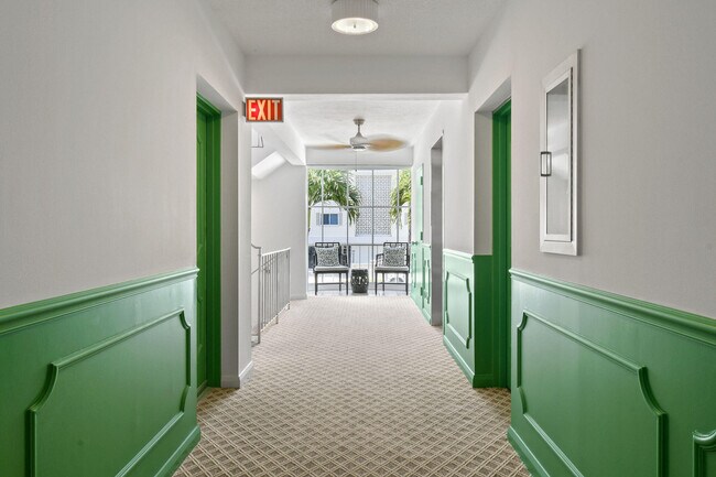 Building Photo - 226 Brazilian Ave