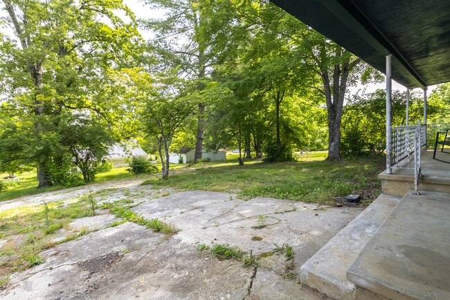 Building Photo - 9447 Lusk Rd