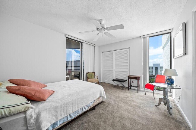 Building Photo - 3560 S Ocean Blvd