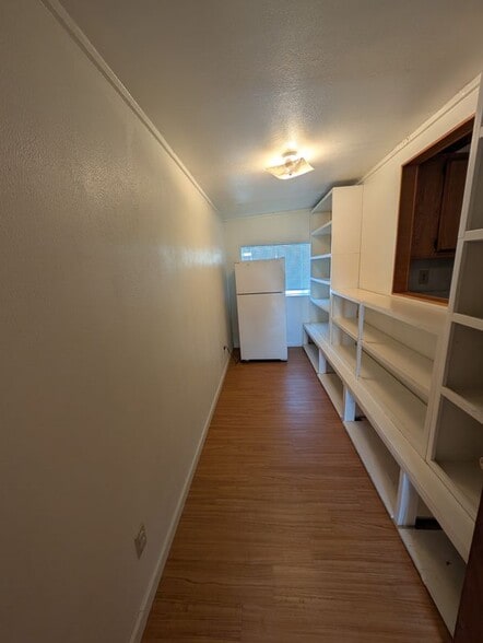 Building Photo - 4016 Mack Ave