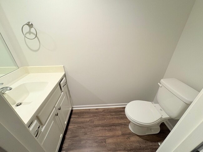 Building Photo - 3 Bedroom | 2.5 Bath | 2-Car Garage in Gra...