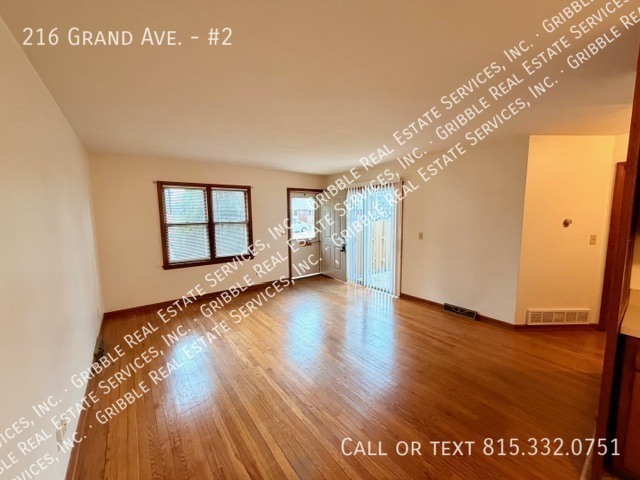 Building Photo - 216 Grand Ave