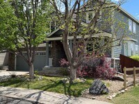Building Photo - Your Colorado Oasis Awaits! 4 Bed, 3.5 Bath Home with Modern Amenities next to open space
