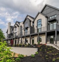 Building Photo - 1281 E Main St