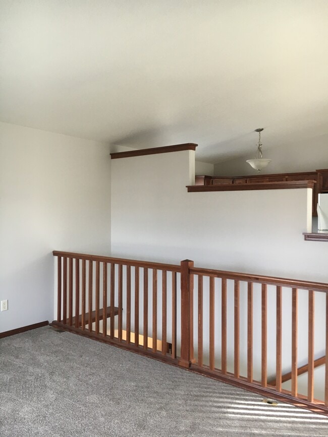 Building Photo - 508 S Whitewood Ave