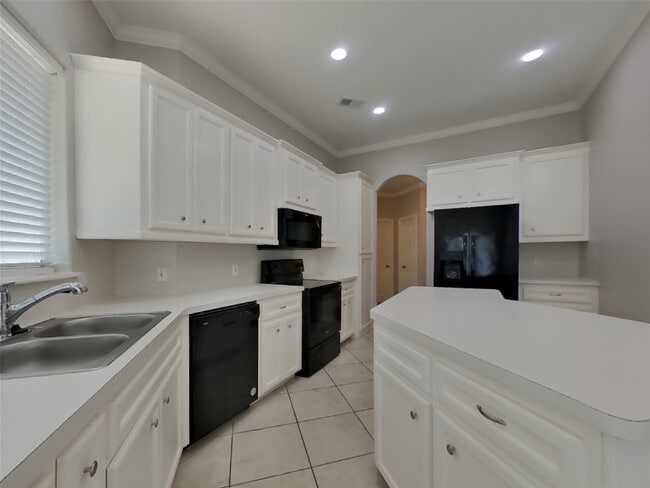 Building Photo - 138 Snug Harbor Dr