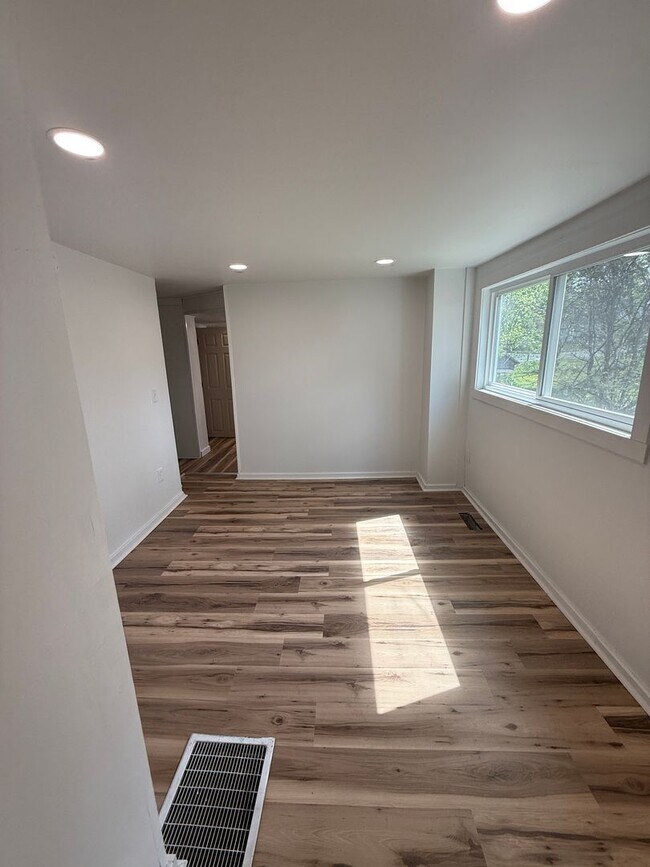 Building Photo - **4 Bedroom Home for Rent – Fully Renovated in Trinity School District – $2,200/month**