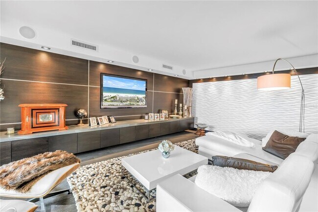 Building Photo - 4450 Gulf Blvd