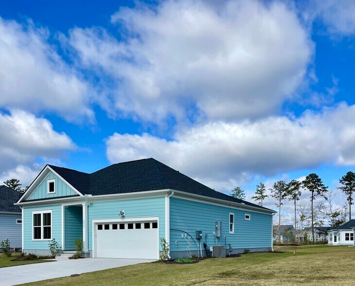 Building Photo - 2034 Comradery Way