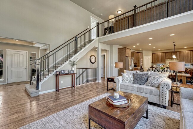 Building Photo - LUXIOUROUS 6 BED/6 BATH HOME IN SANCTUARY ...