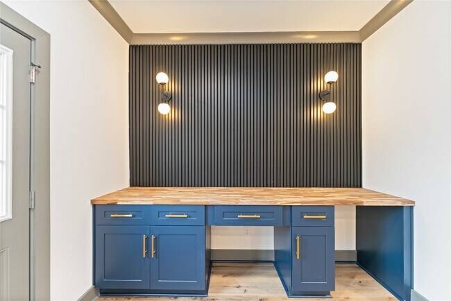 Building Photo - 8115 Jeffery St