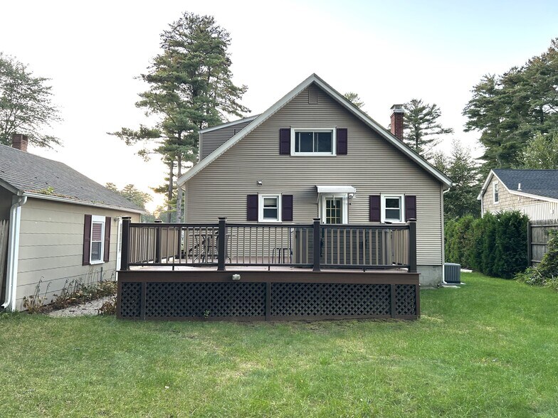 Building Photo - 102 Cottage Rd