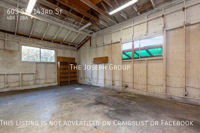Building Photo - 603 SW 143rd St
