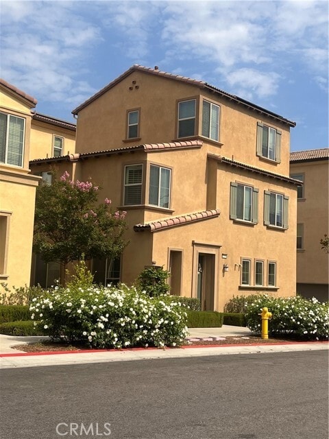 Building Photo - 2265 Apple Ct