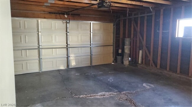 Building Photo - 3834 Cirrus Ave