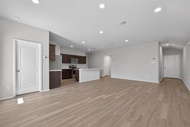 Building Photo - 21254 Ivy Wds Ct