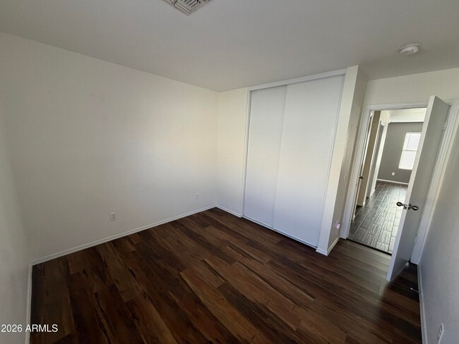 Building Photo - 13825 W Ironwood St