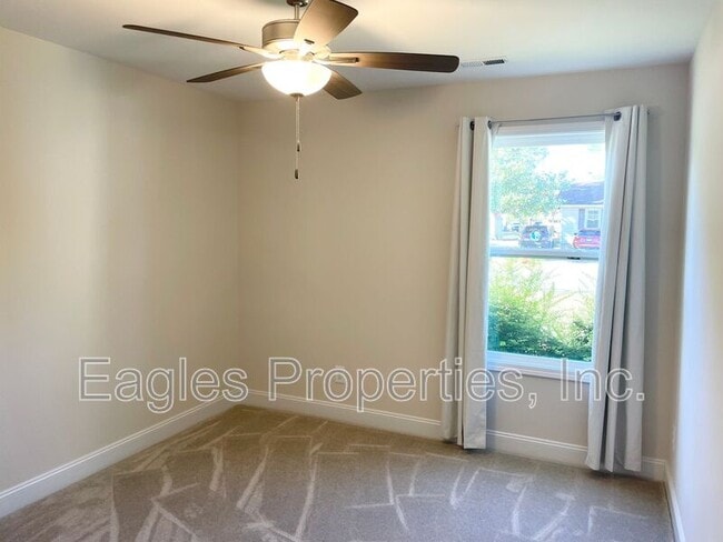 Building Photo - 416 Wade St