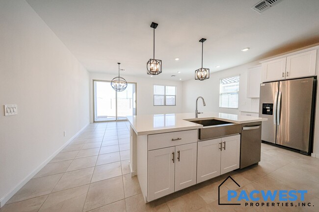 Building Photo - Your new home for lease!
