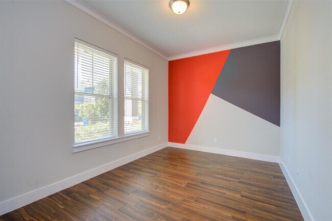 Building Photo - 18118 Moonlit River Dr