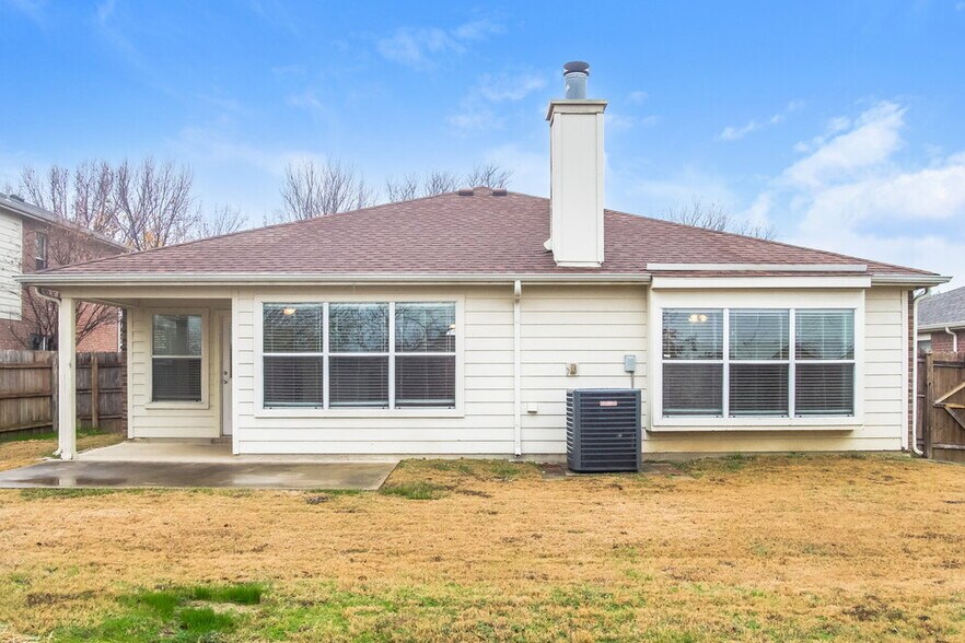 Building Photo - 4521 Napa Valley Dr