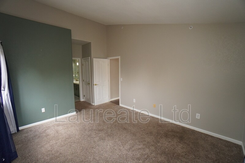 Building Photo - 7474 S Alkire St